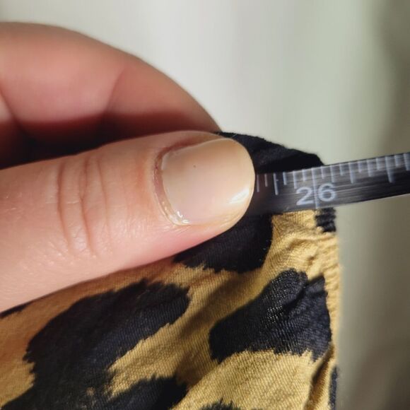 Banana Republic Leopard Print Long Sleeve Blouse - Picture 10 of 12